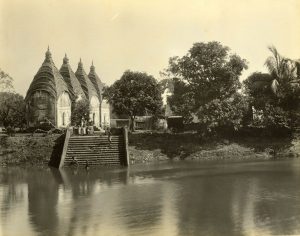 Dhakeshwari-Temple-in-Dhaka-(Currently-in-Bangladesh)---1904