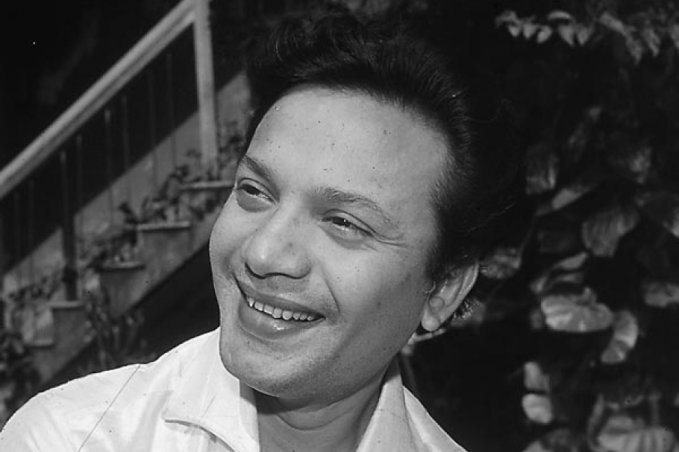 Autar Kumar Roar বাংলা - উত্তম কুমার: রুপালী পর্দার রোমান্টিক মহানায়ক