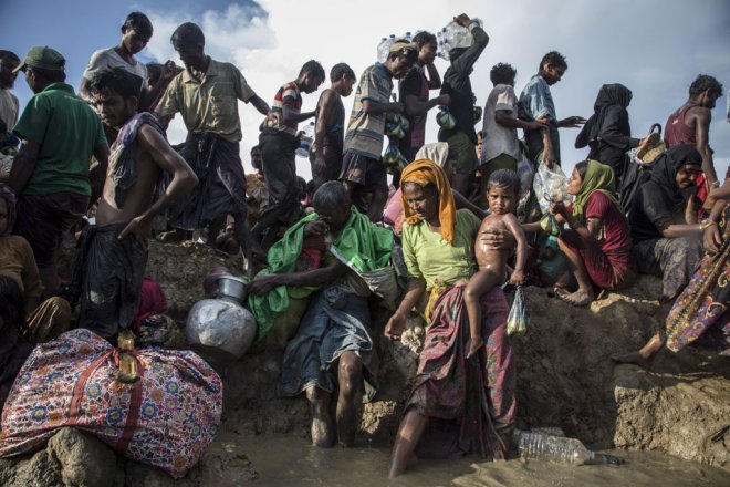 https://assets.roar.media/Bangla/2017/12/Rohingya_October_UN0136209.jpg