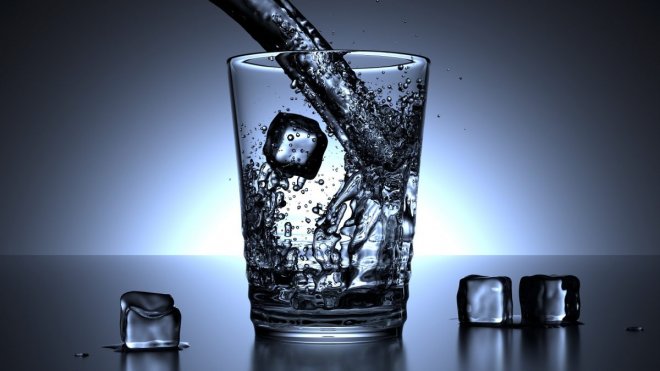 https://assets.roar.media/Bangla/2018/03/How-much-water-should-we-drink-per-day.jpg