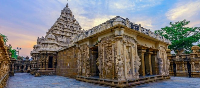 https://assets.roar.media/Hindi/2018/01/History-Of-Kanchi-Kailasanathar-Temple2.jpg