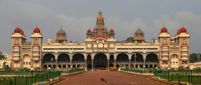 https://assets.roar.media/Tamil/2018/05/Mysore-Palace.jpg