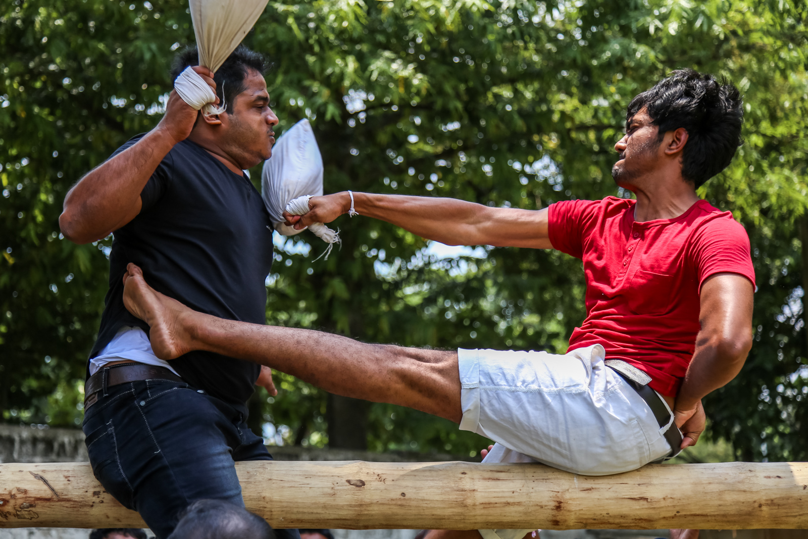 7-traditional-outdoor-games-you-can-play-this-avurudu-season