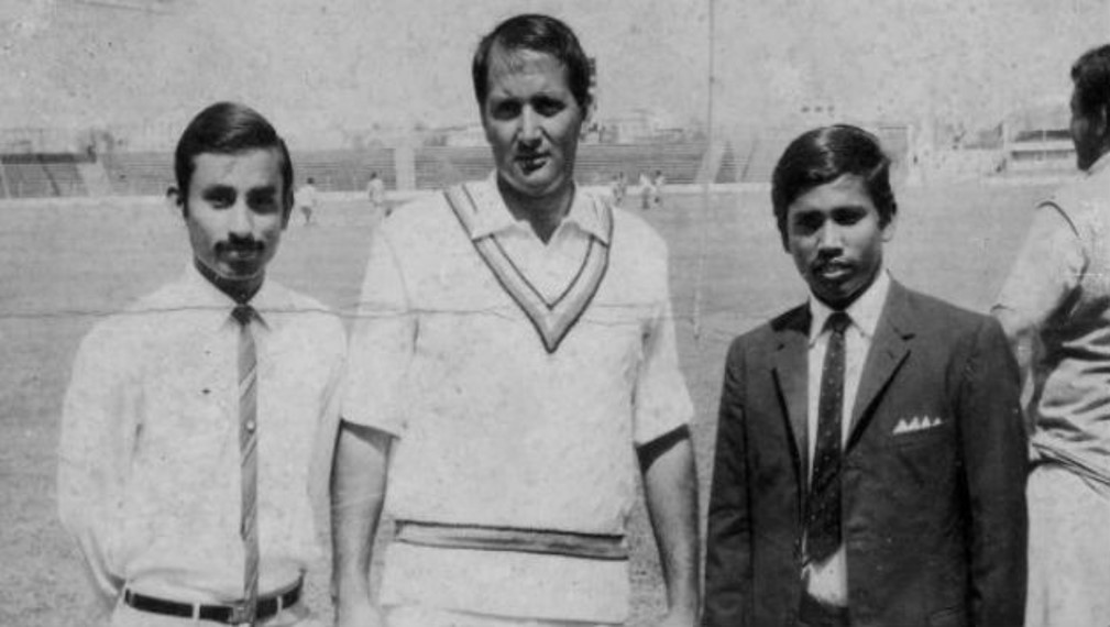 প্রিয় বন্ধু আবদুল হালিম চৌধুরী জুয়েলের সঙ্গে রকিবুল হাসান ; Image Source : Cricketcountry