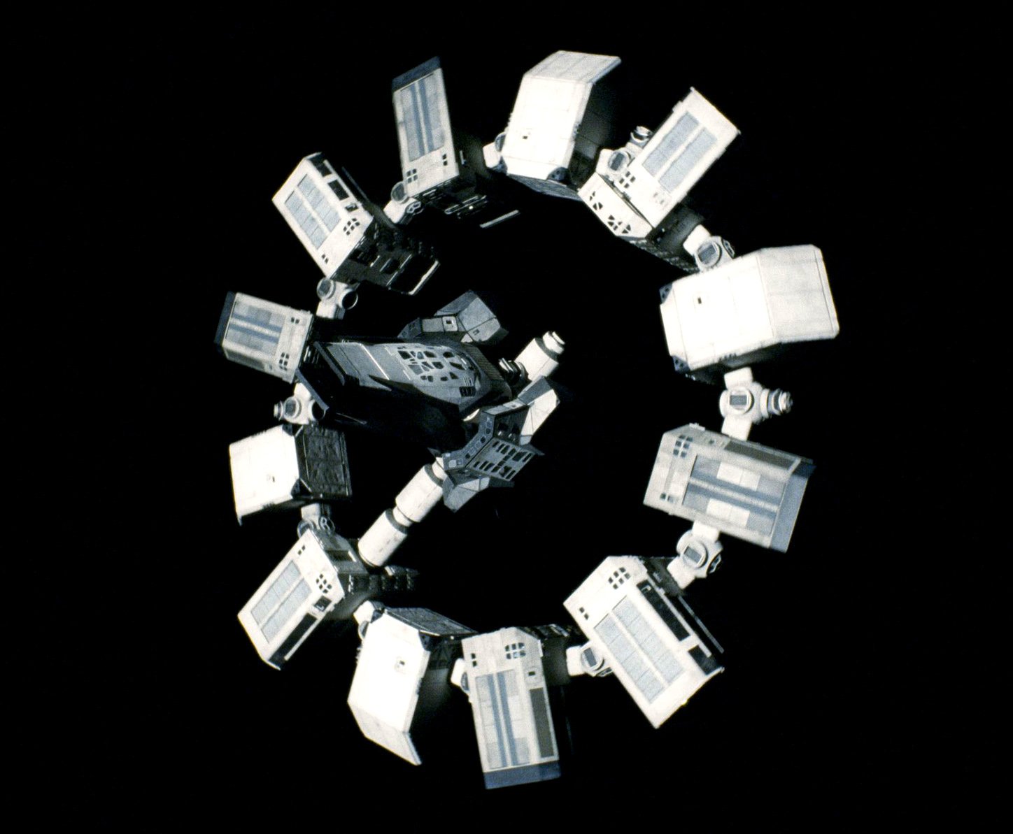 ইনডিওরেন্স, Image Source: interstellarfilm.fandom.com
