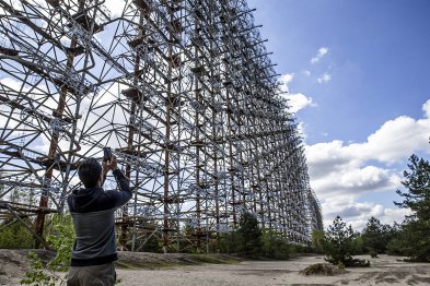 tourist at duga radar