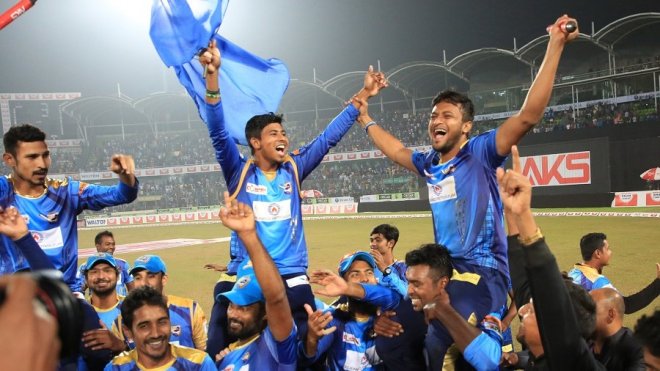 https://assets.roar.media/assets/CWb6yAnnOV1h1fDB_Dhaka-Dynamites-Players-Celebrate-BCB.jpg