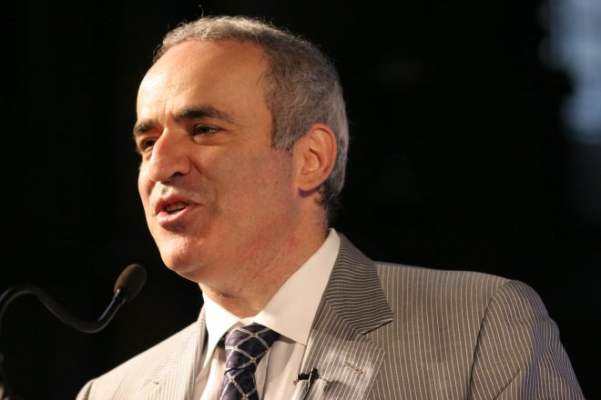https://assets.roar.media/assets/RFMzZR2m7dyHJhTT_Garry-Kasparov-2012.jpg