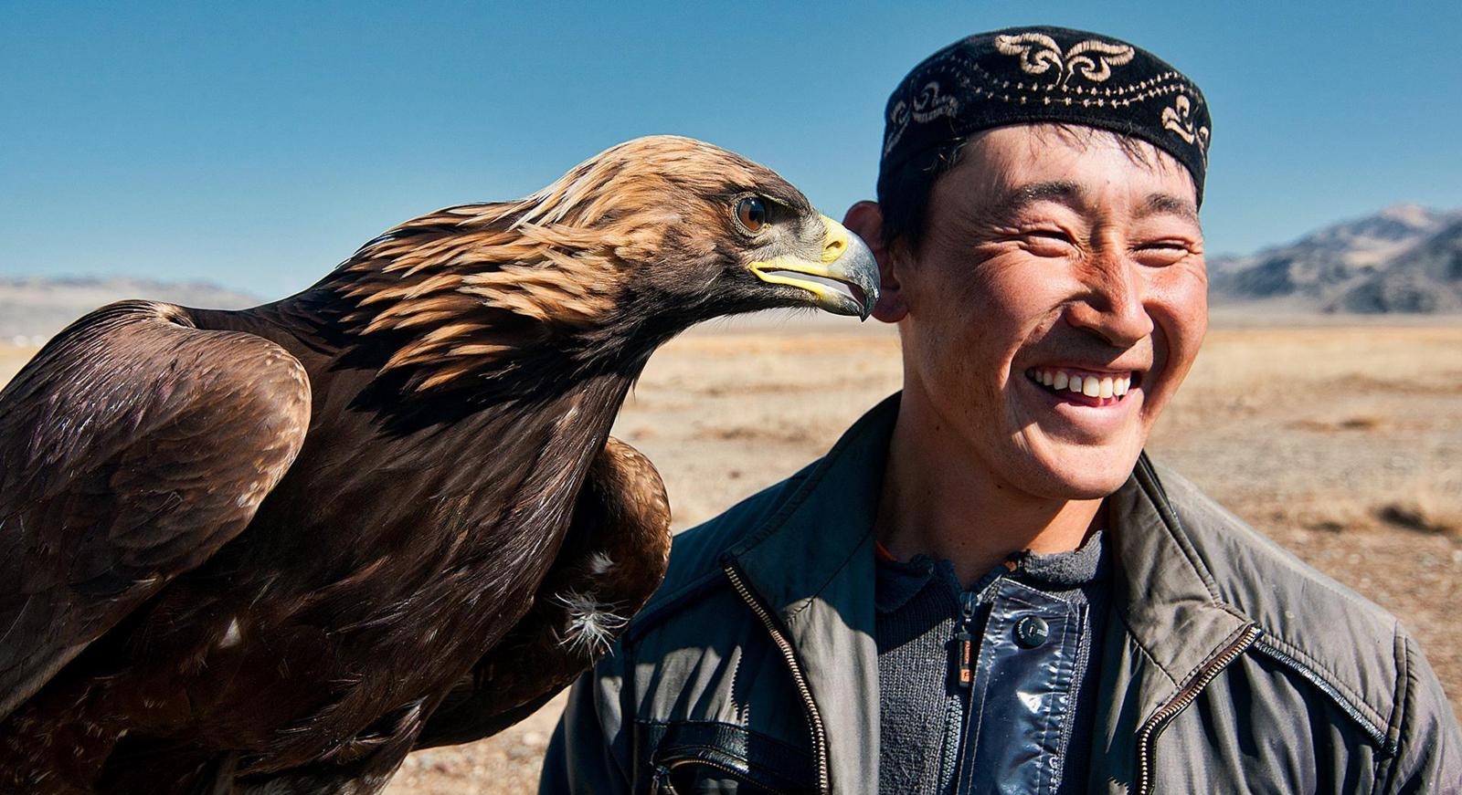 Kazakh people. Казахи фото. Казахи люди. Монгольские птицы. Западные казахи.