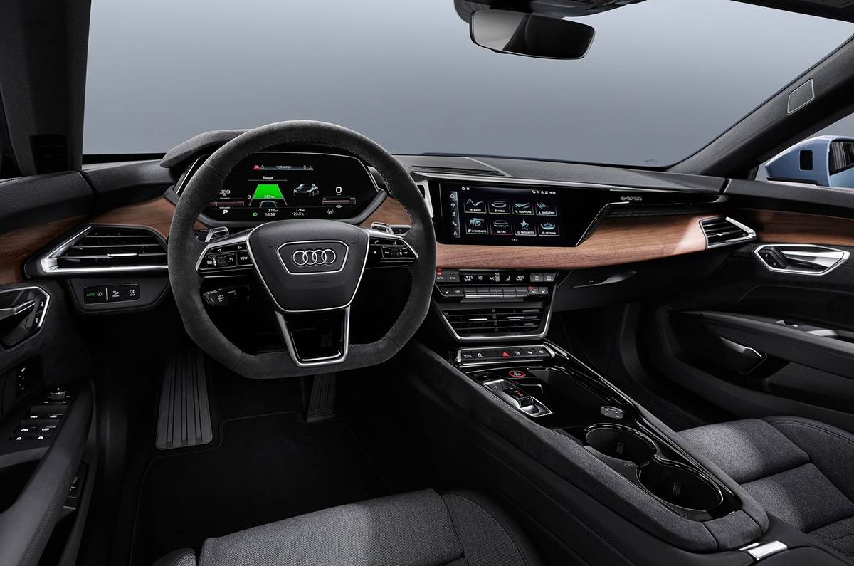 Audi E-tron GT interior 